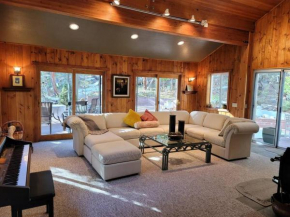 CASA de los ARBOLES! Delight & Solitude Abound!